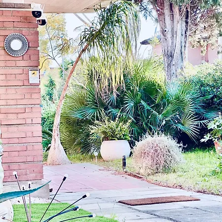 Vakantiehuis Brando Exclusive - 9p - Bike - Near Sabaudia & Pontine Beaches - Jubilee Ideal - Not A Typical Villa, It's Truly A Different Experience Latina